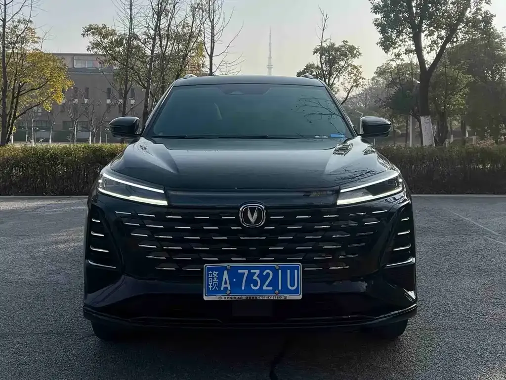 Changan CS75PLUS — фото 2