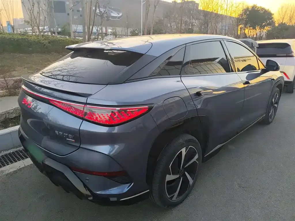 BYD Seal 07 EV — фото 10