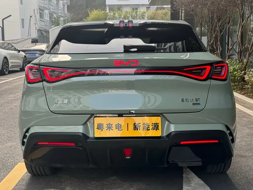 BYD Seal 06GT — фото 6