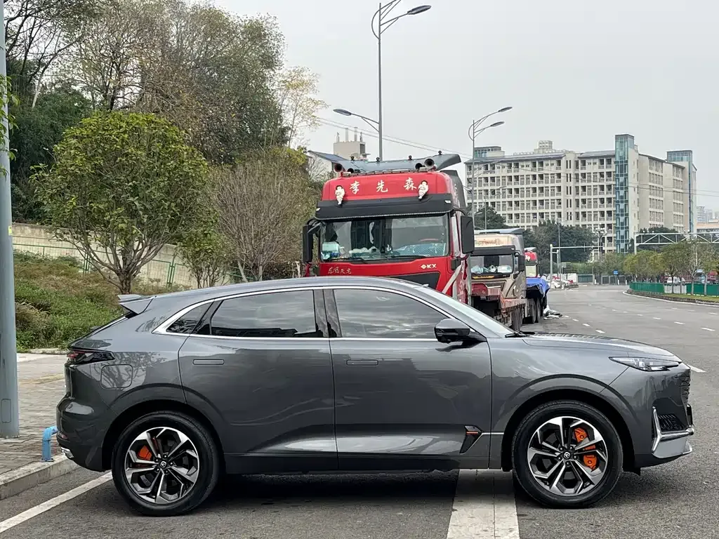 Changan UNI-K iDD — фото 10