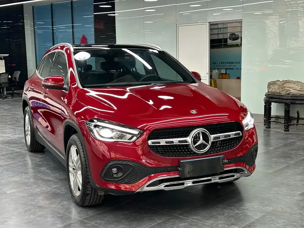 Mercedes-Benz GLA — фото 6