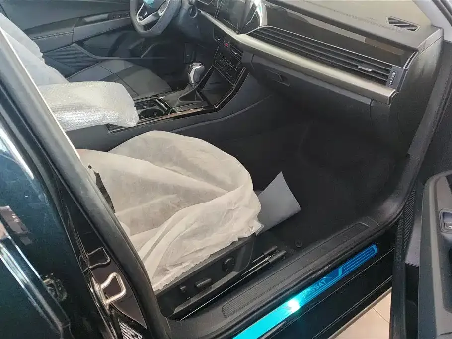 Volkswagen Passat — фото 5