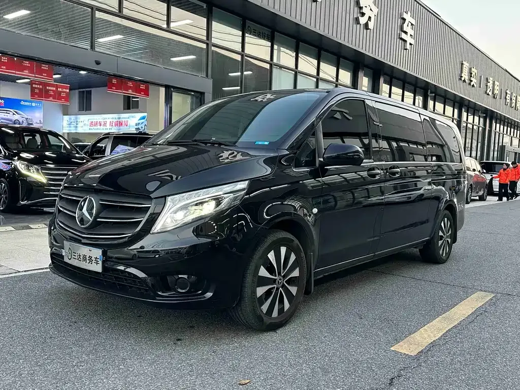 Mercedes-Benz Vito — фото 1