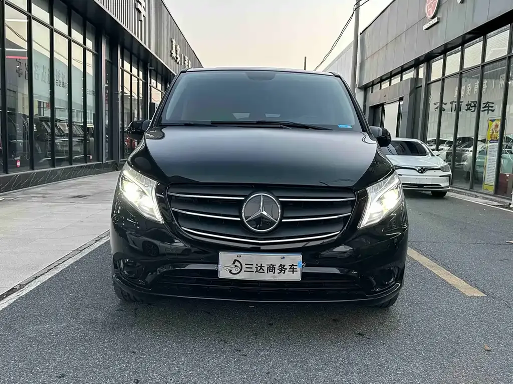 Mercedes-Benz Vito — фото 10