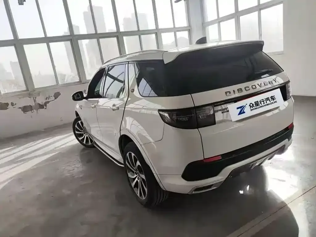 Land Rover Discovery Sport — фото 2