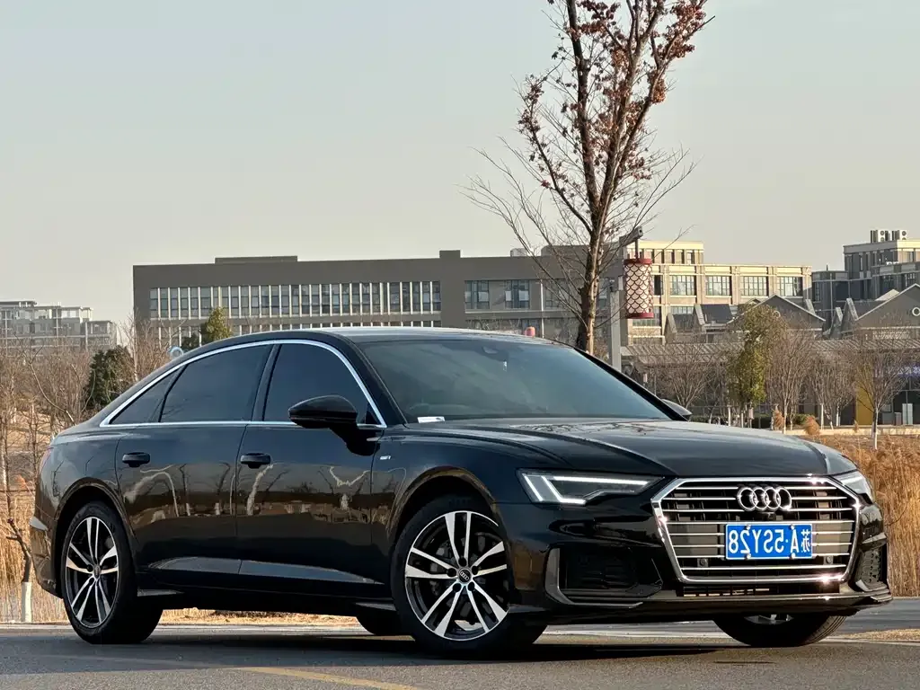 Audi A6L — фото 8