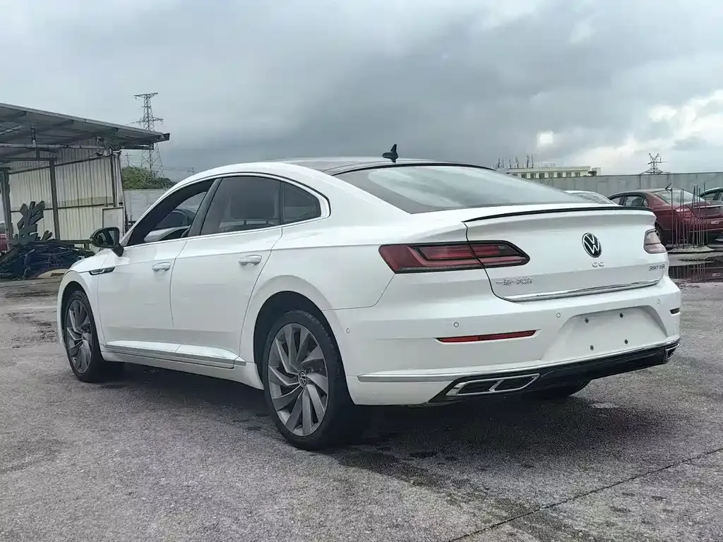 Volkswagen CC — фото 8