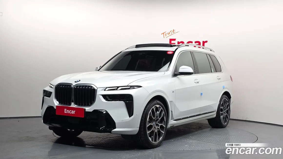 BMW X7 — фото 1