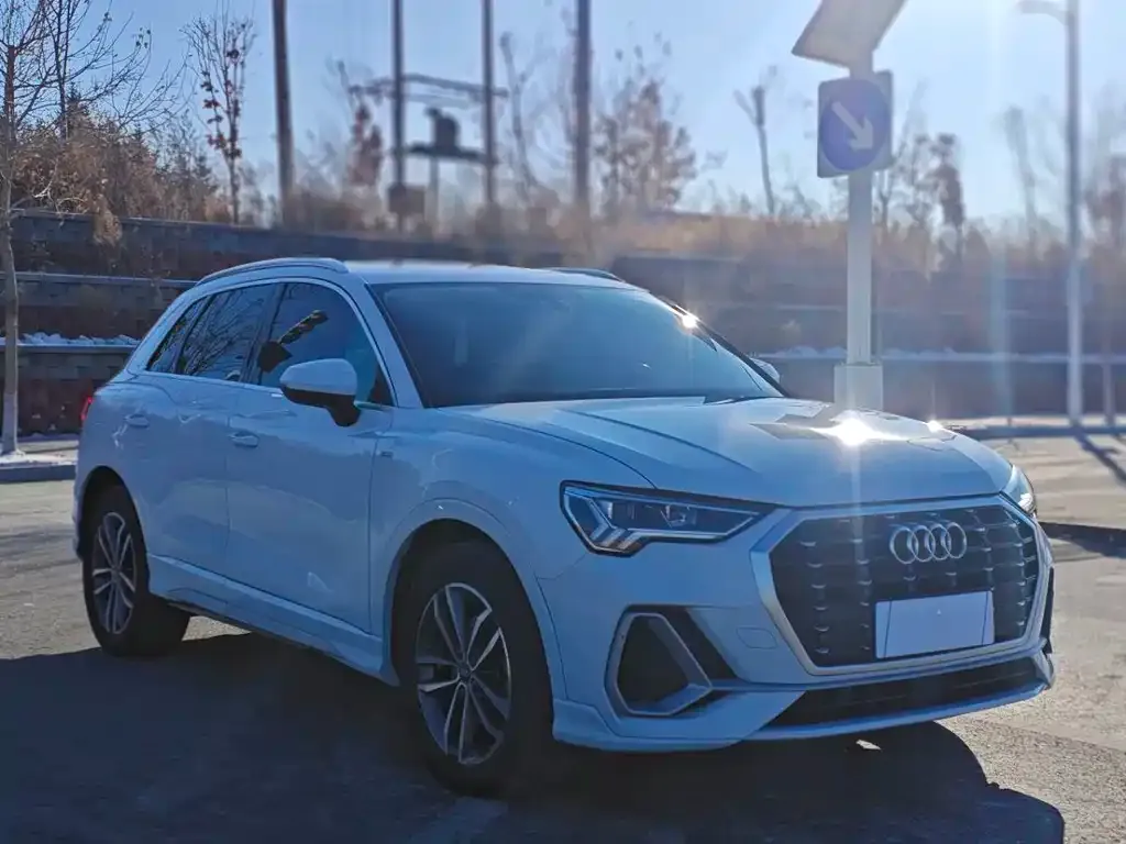 Audi Q3 — фото 3