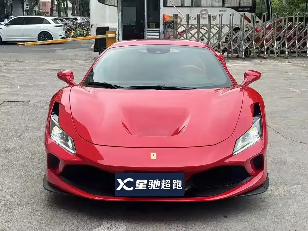 Ferrari F8 — фото 2