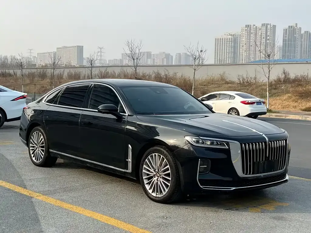 Hongqi H9 — фото 1