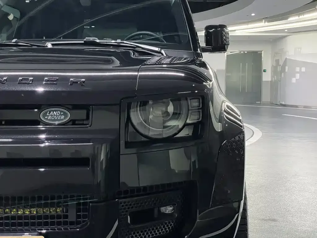 Land Rover Defender — фото 9