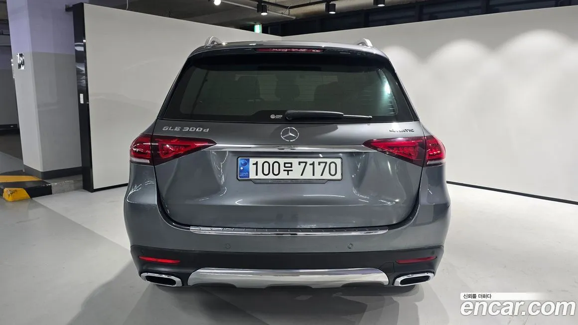Mercedes-Benz GLE-Class — фото 7