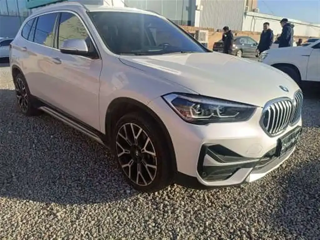 BMW X1 — фото 4