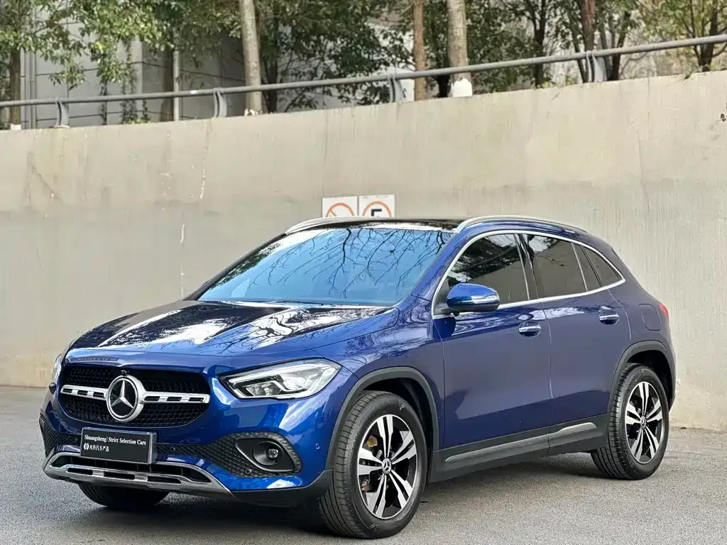 Mercedes-Benz GLA — фото 1