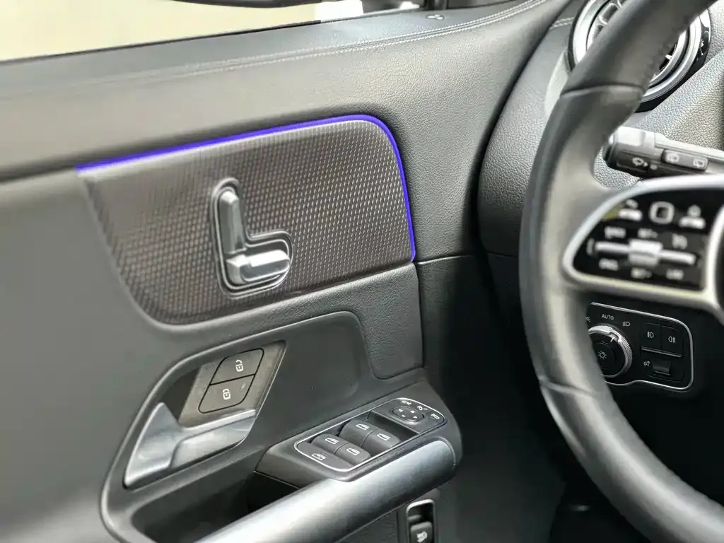 Mercedes-Benz GLA — фото 5