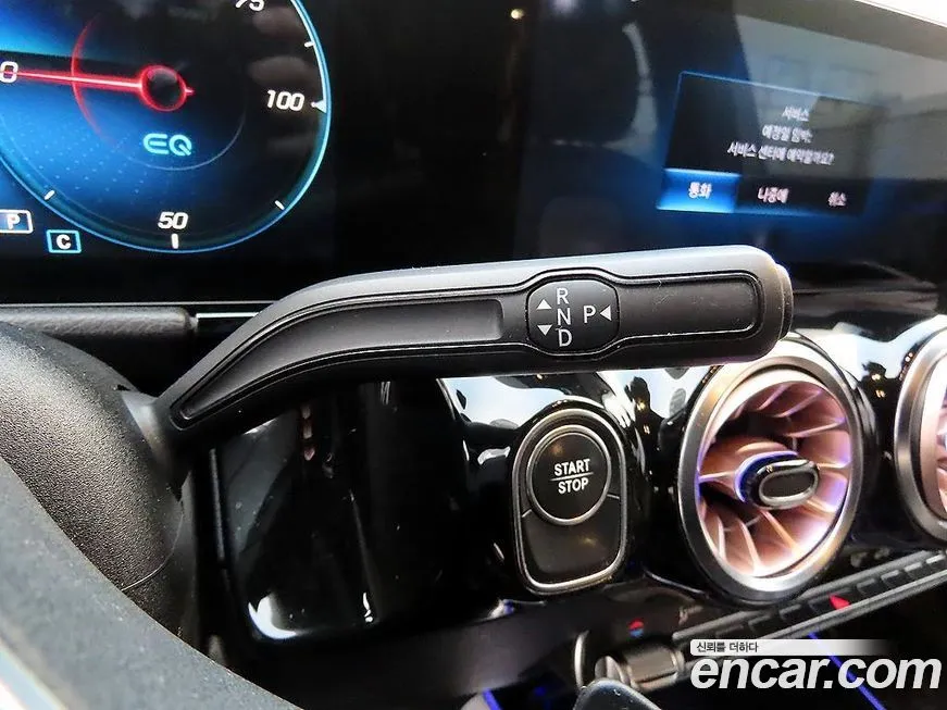 Mercedes-Benz EQA — фото 10