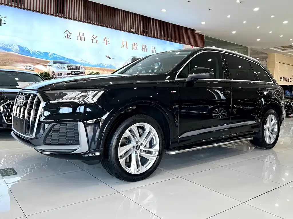 Audi Q7 — фото 7