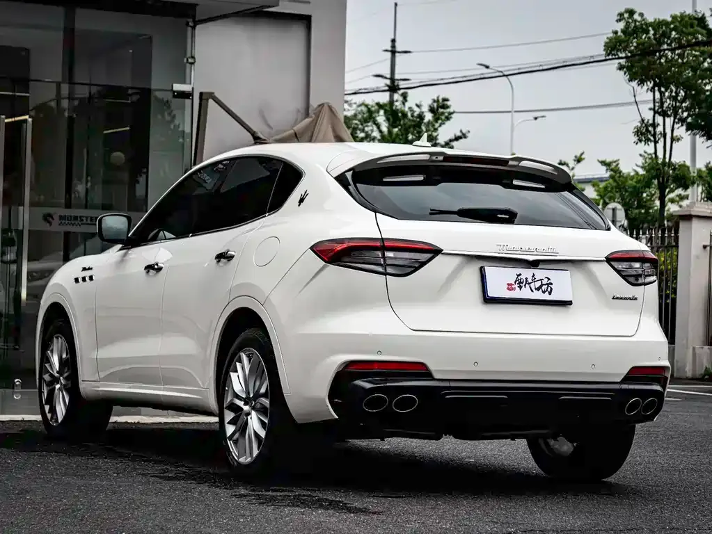 Maserati Levante — фото 7