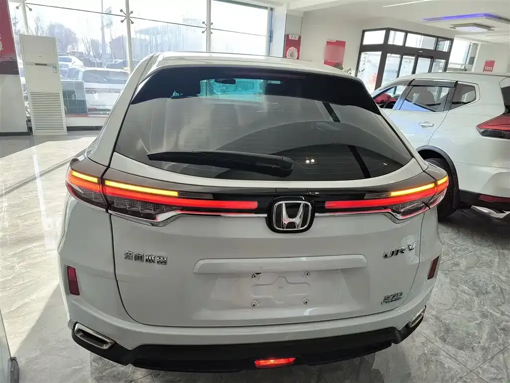 Honda UR-V — фото 6