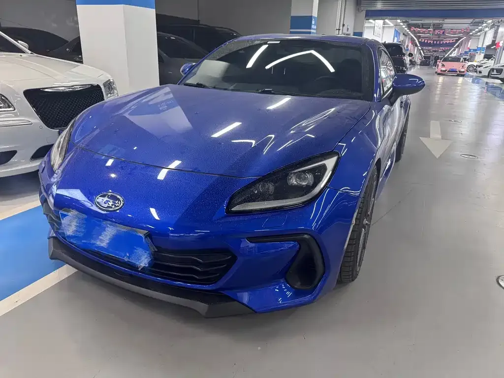Subaru BRZ — фото 1