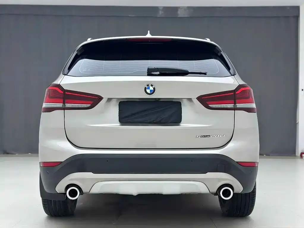 BMW X1 — фото 6