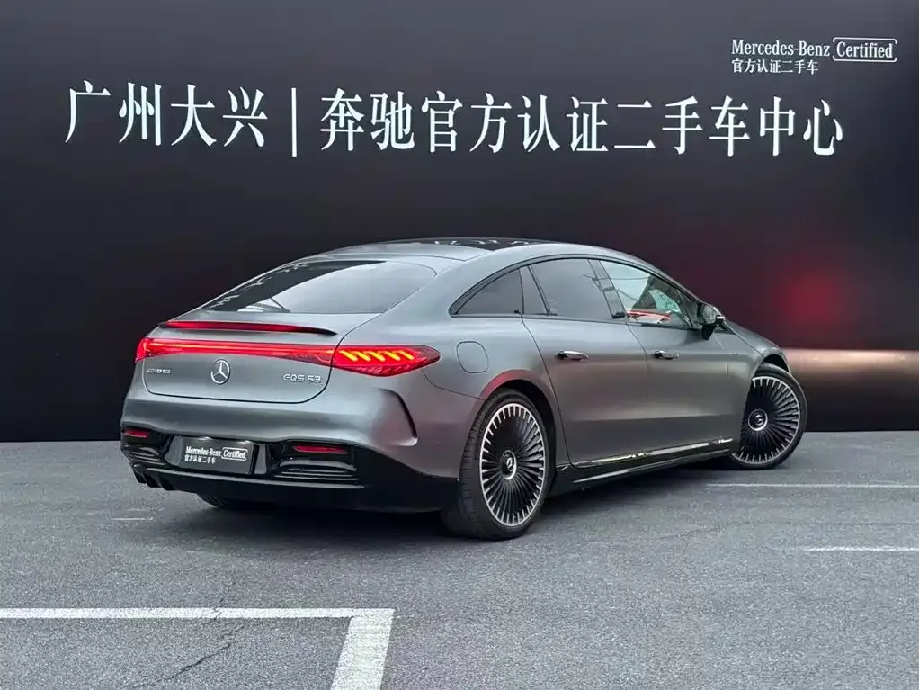 Mercedes-Benz EQS AMG — фото 8