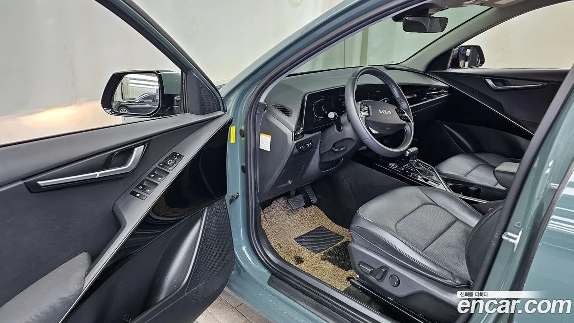 Kia Niro — фото 10