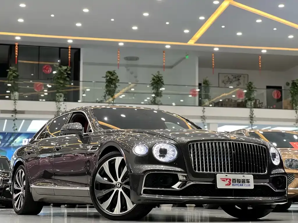 Bentley Flying Spur — фото 8