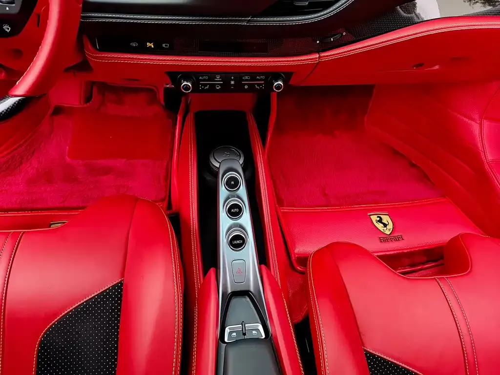 Ferrari F8 — фото 2