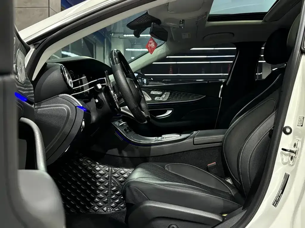 Mercedes-Benz CLS — фото 10