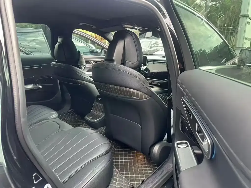 Mercedes-Benz E-Class New Energy — фото 2