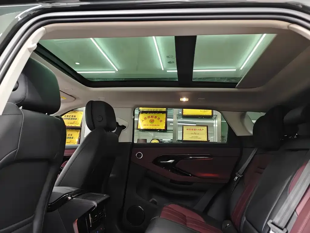 Land Rover Evoque — фото 10