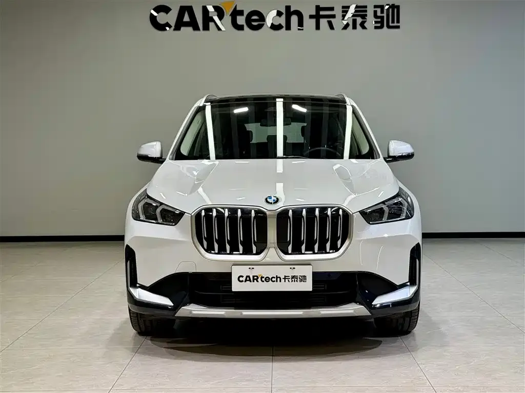 BMW X1 — фото 7