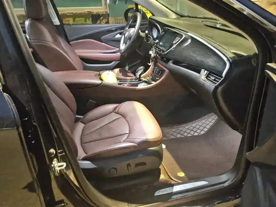 Buick Envision Plus — фото 5
