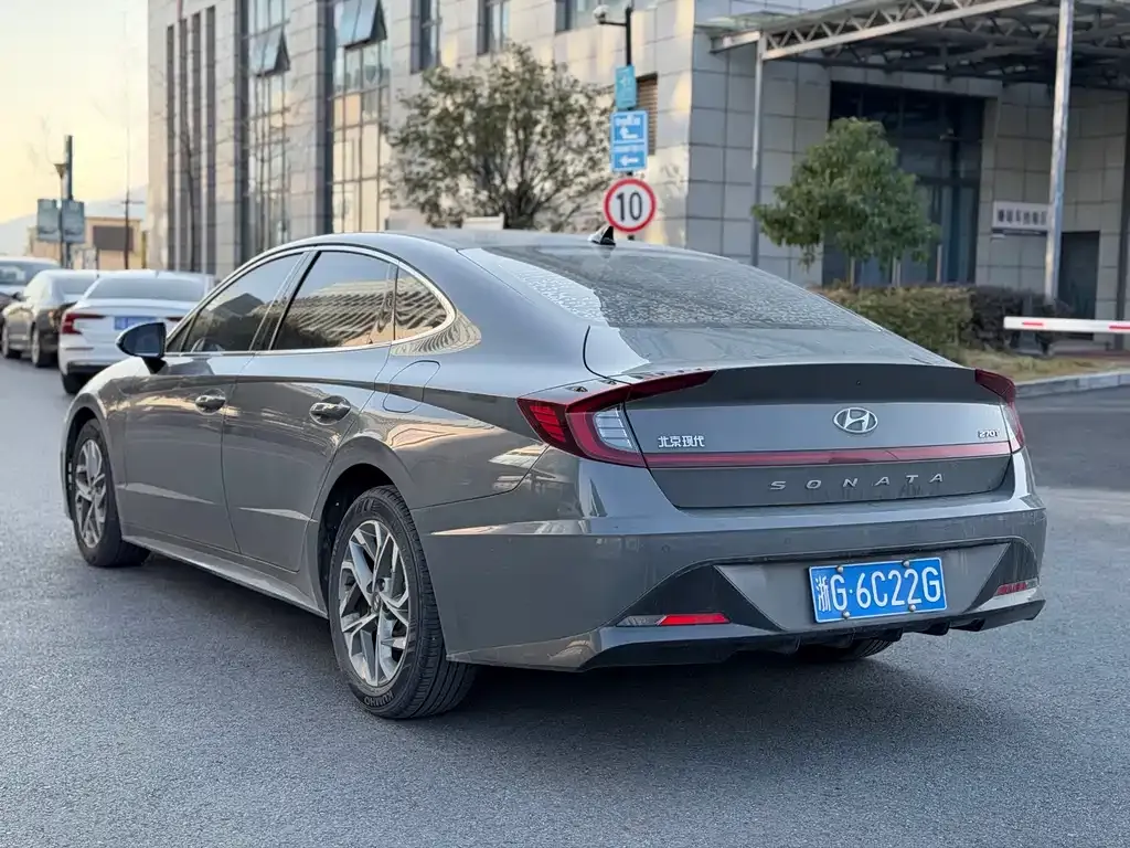 Hyundai Sonata — фото 3