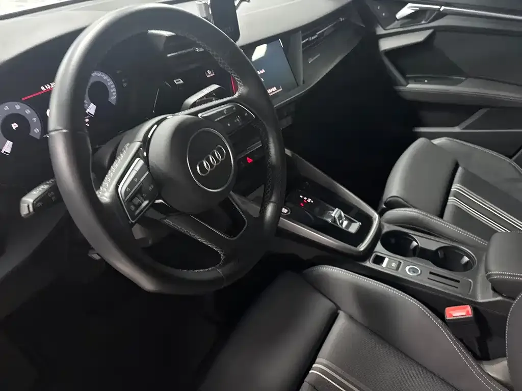 Audi A3 — фото 7