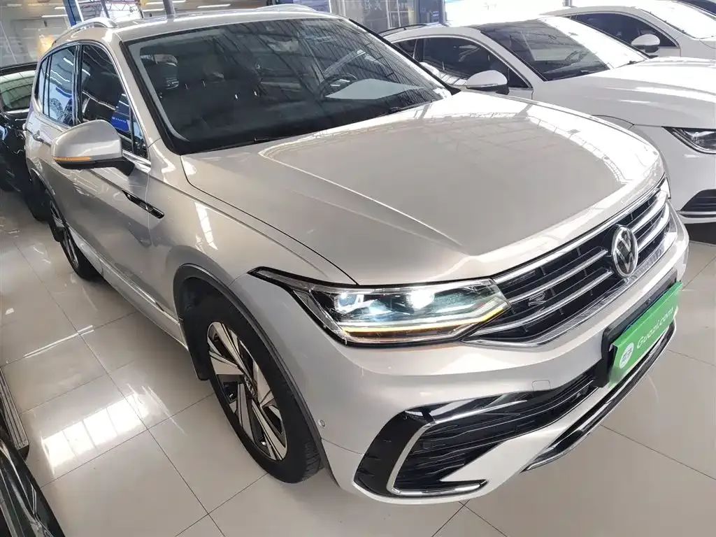 Volkswagen Tiguan L — фото 5