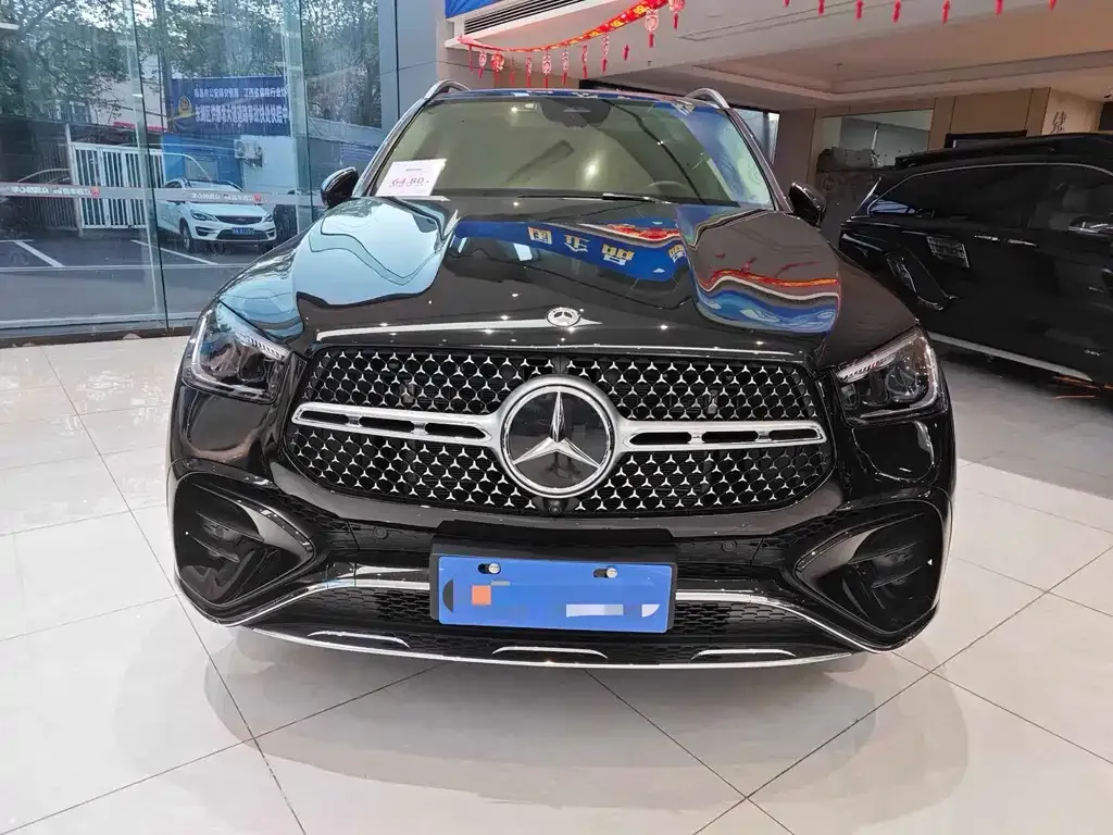 Mercedes-Benz GLE — фото 1