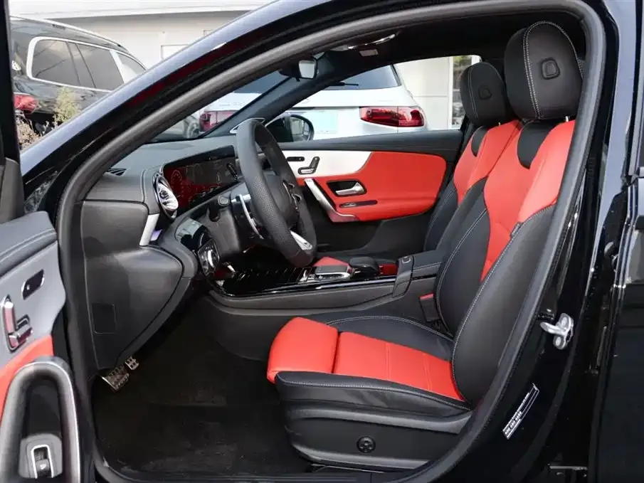 Mercedes-Benz A-Class AMG — фото 10