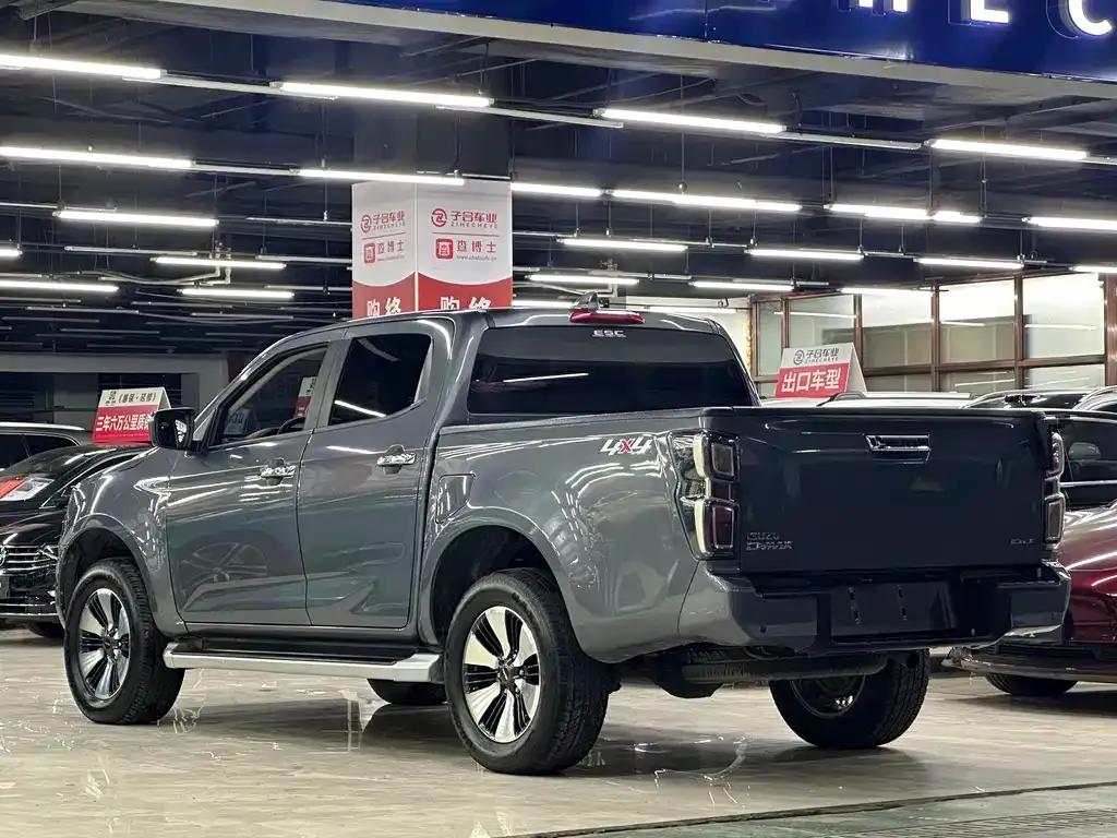 Isuzu D-MAX — фото 5