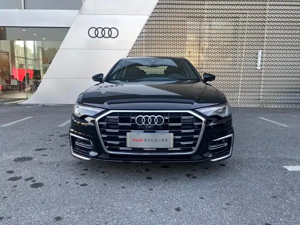 Audi A6L — фото 10