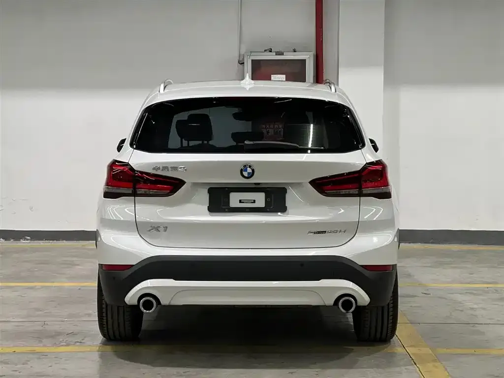 BMW X1 — фото 3