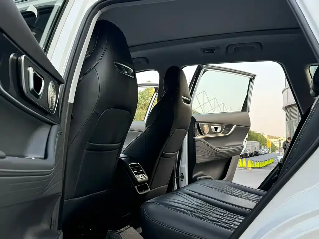 Chery Tiggo 7 PLUS — фото 2