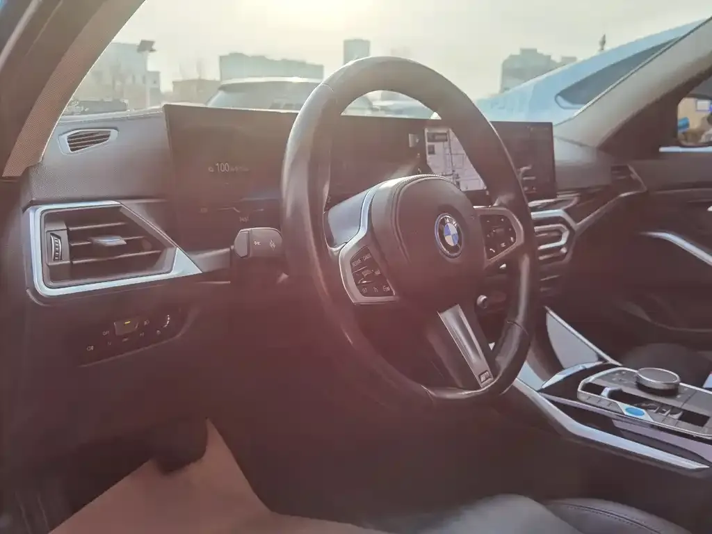 BMW i3 — фото 2