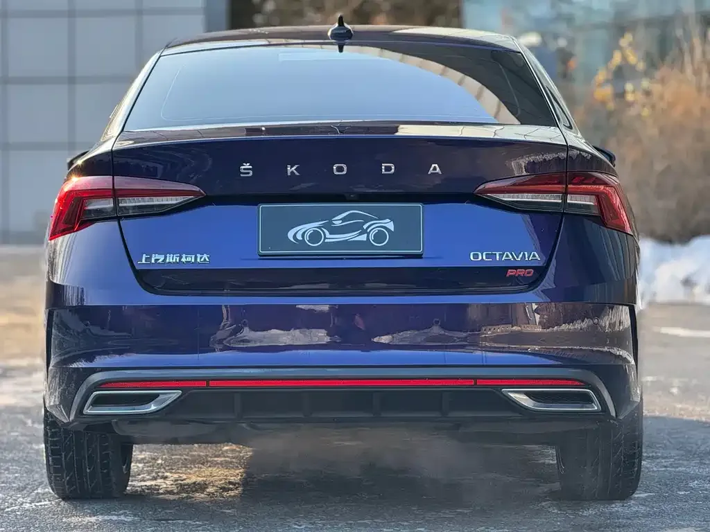 Skoda Octavia — фото 5