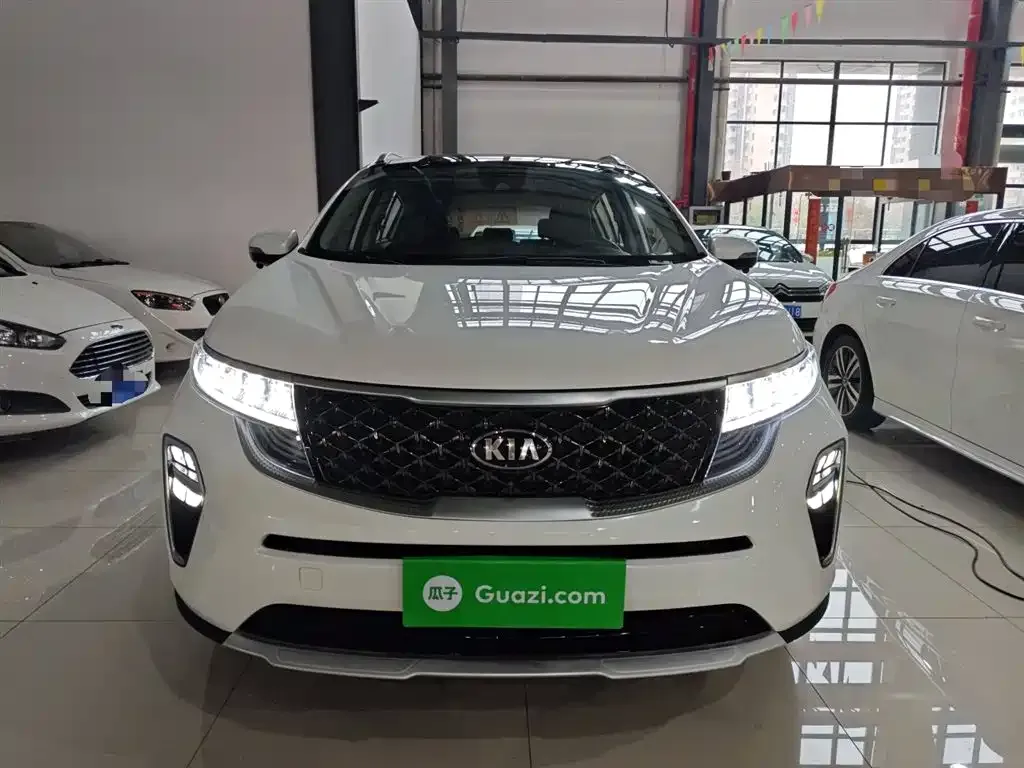 Kia KX5 — фото 8