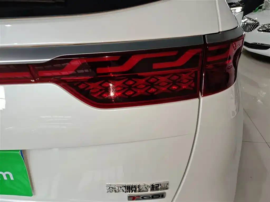 Kia KX5 — фото 9
