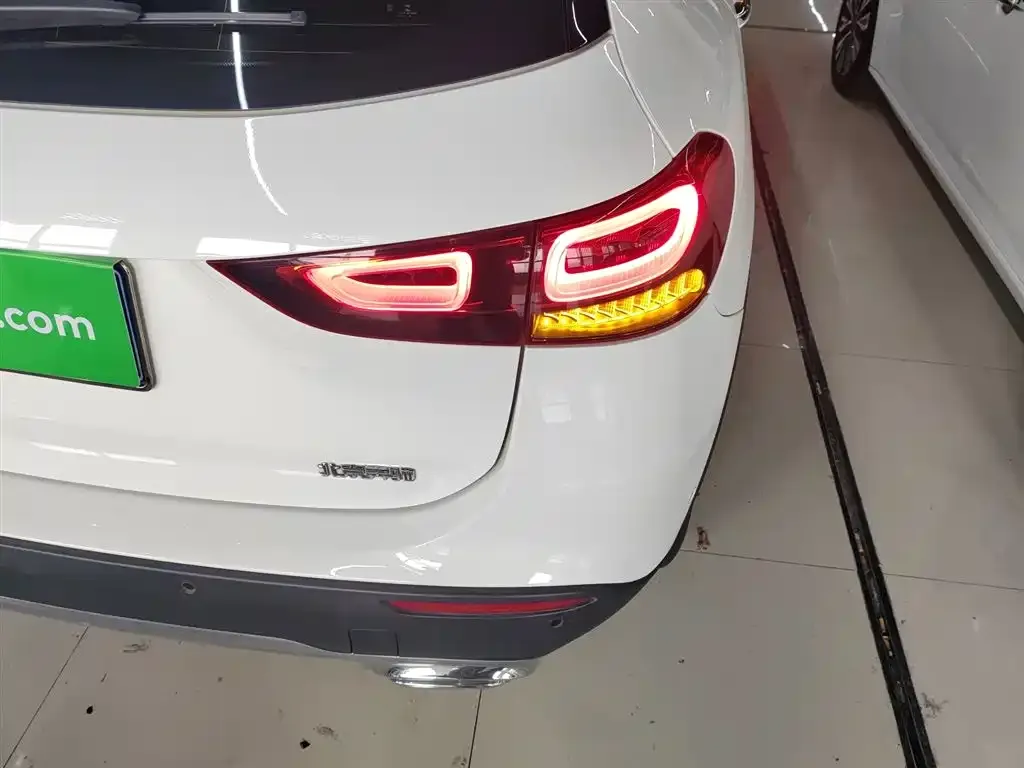 Mercedes-Benz GLA — фото 8