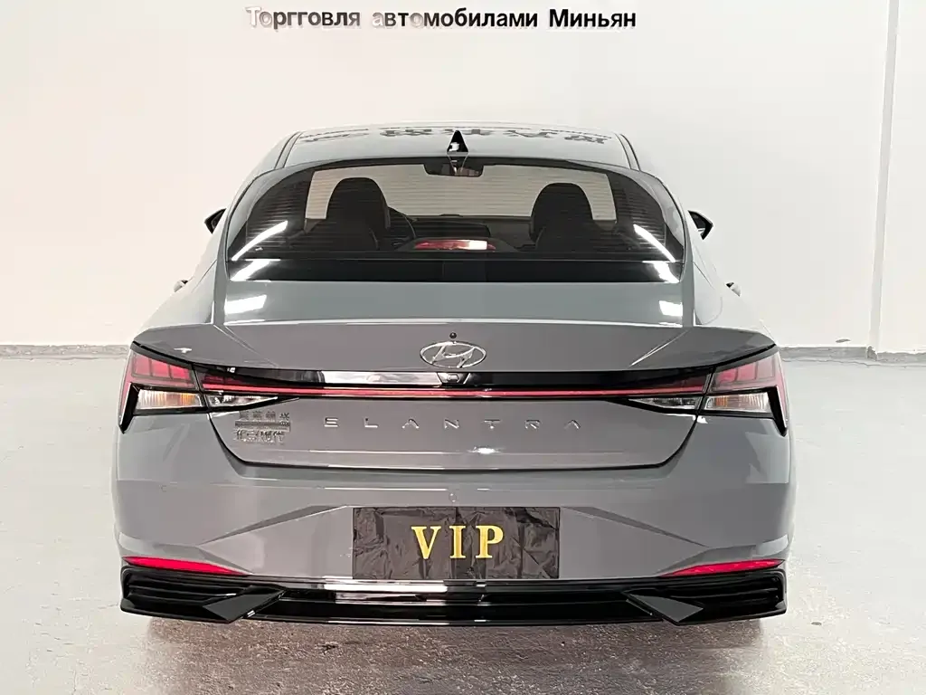 Hyundai Elantra — фото 9